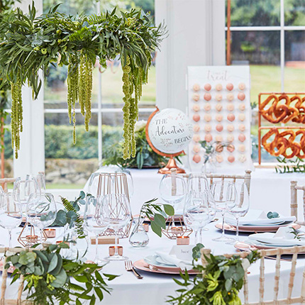 BODAS Y ANIVERSARIOS EN STOCK